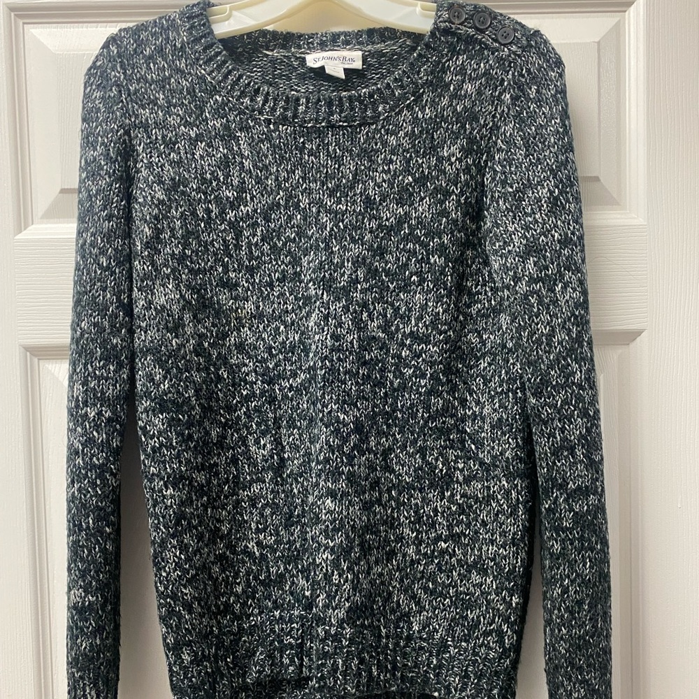 Women’s Sweater size S